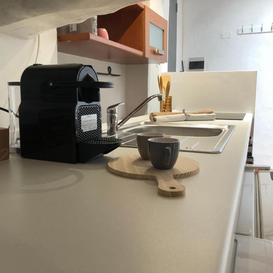 Apartamento Il Tetto Fiorito Dell'Isola Milán Exterior foto