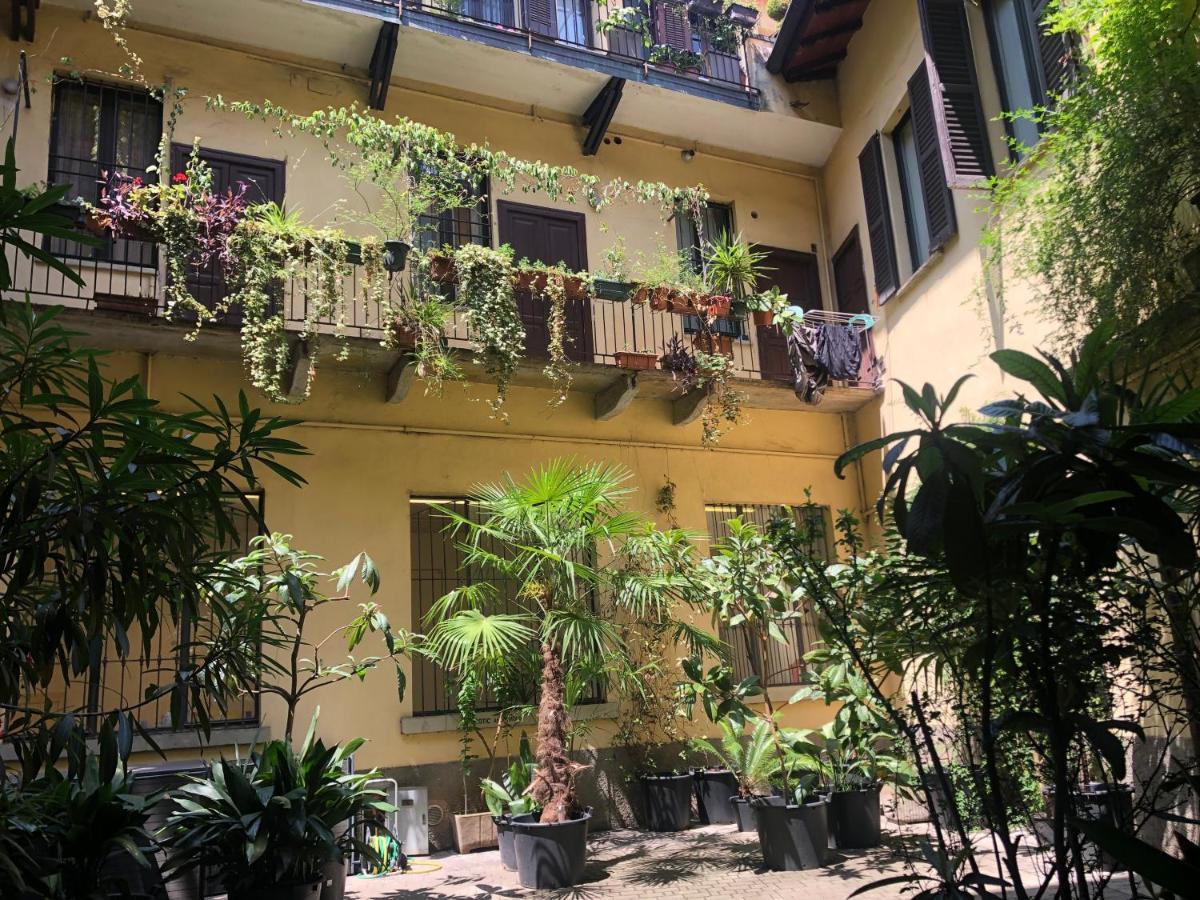Apartamento Il Tetto Fiorito Dell'Isola Milán Exterior foto
